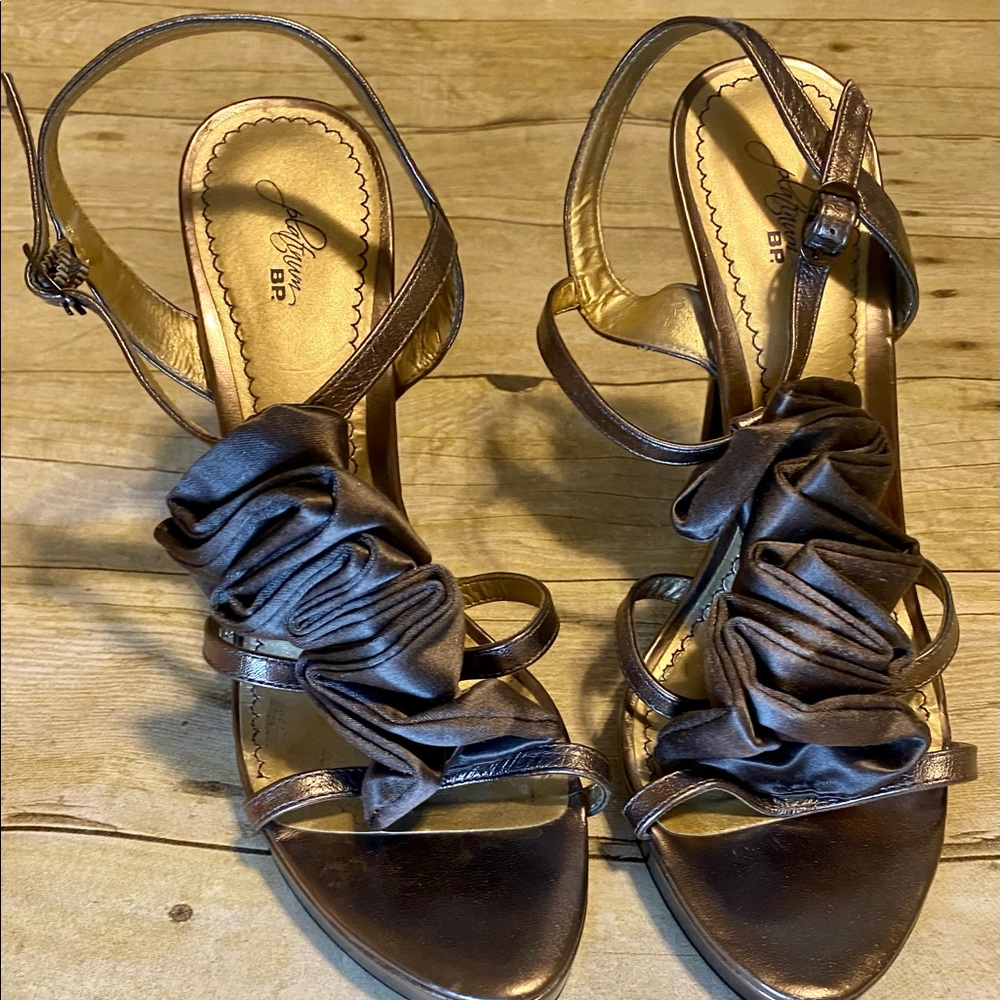 Platinum BP 4 inch heels - size 9